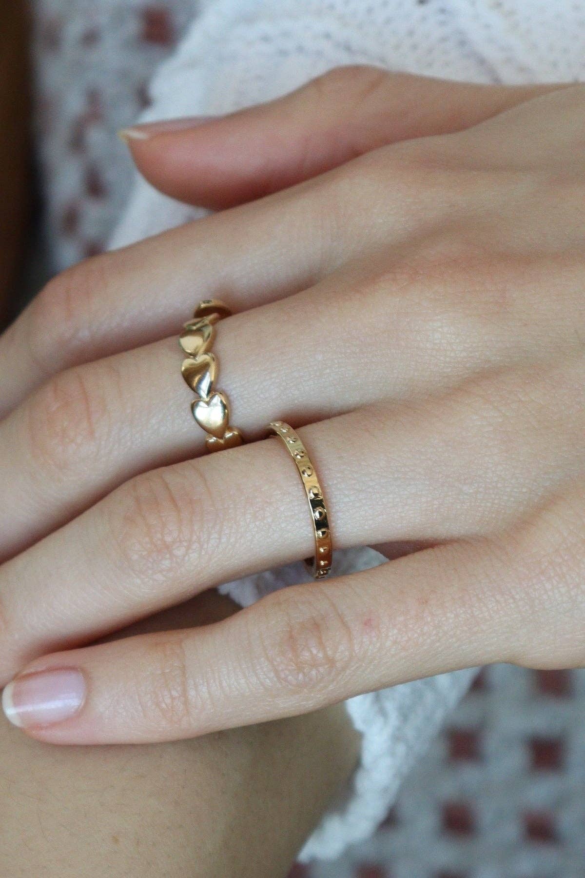 Enola ring